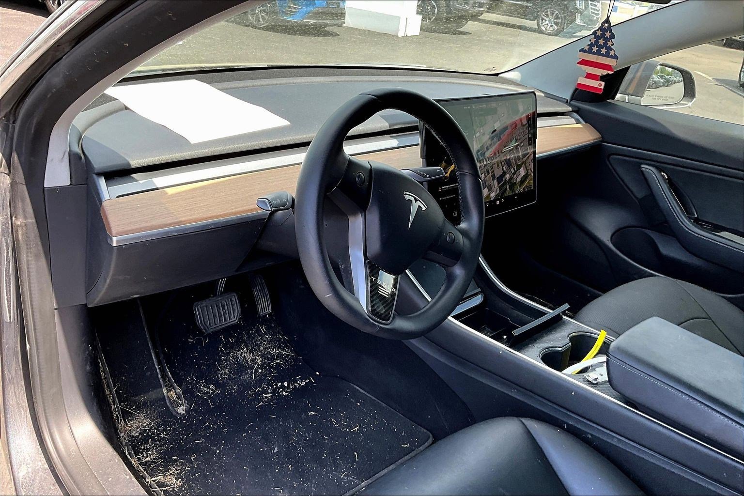 Used 2020 Tesla Model 3 Long Range image 4