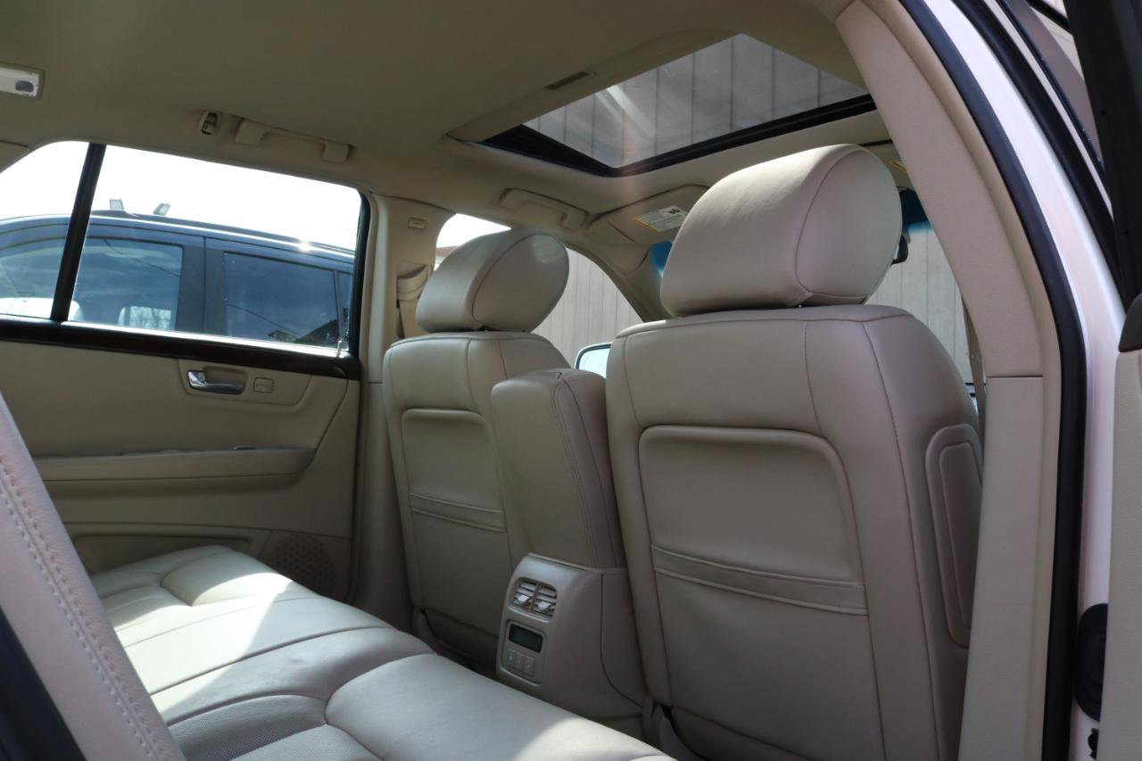 Used 2009 Cadillac DTS w/ Sun And Sound Package image 43