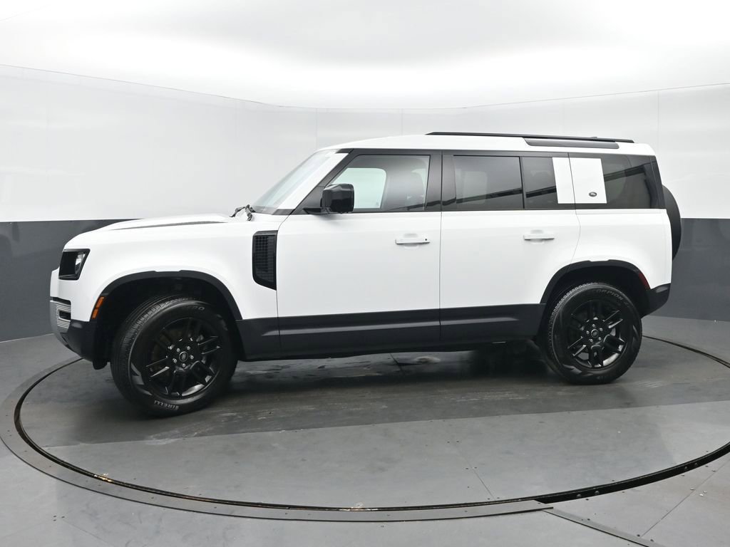 Used 2023 Land Rover Defender 110 S image 6