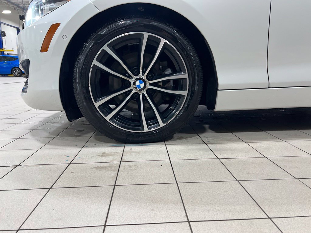 Used 2020 BMW 230i xDrive Coupe w/ Premium Package AWD/4WD image 21
