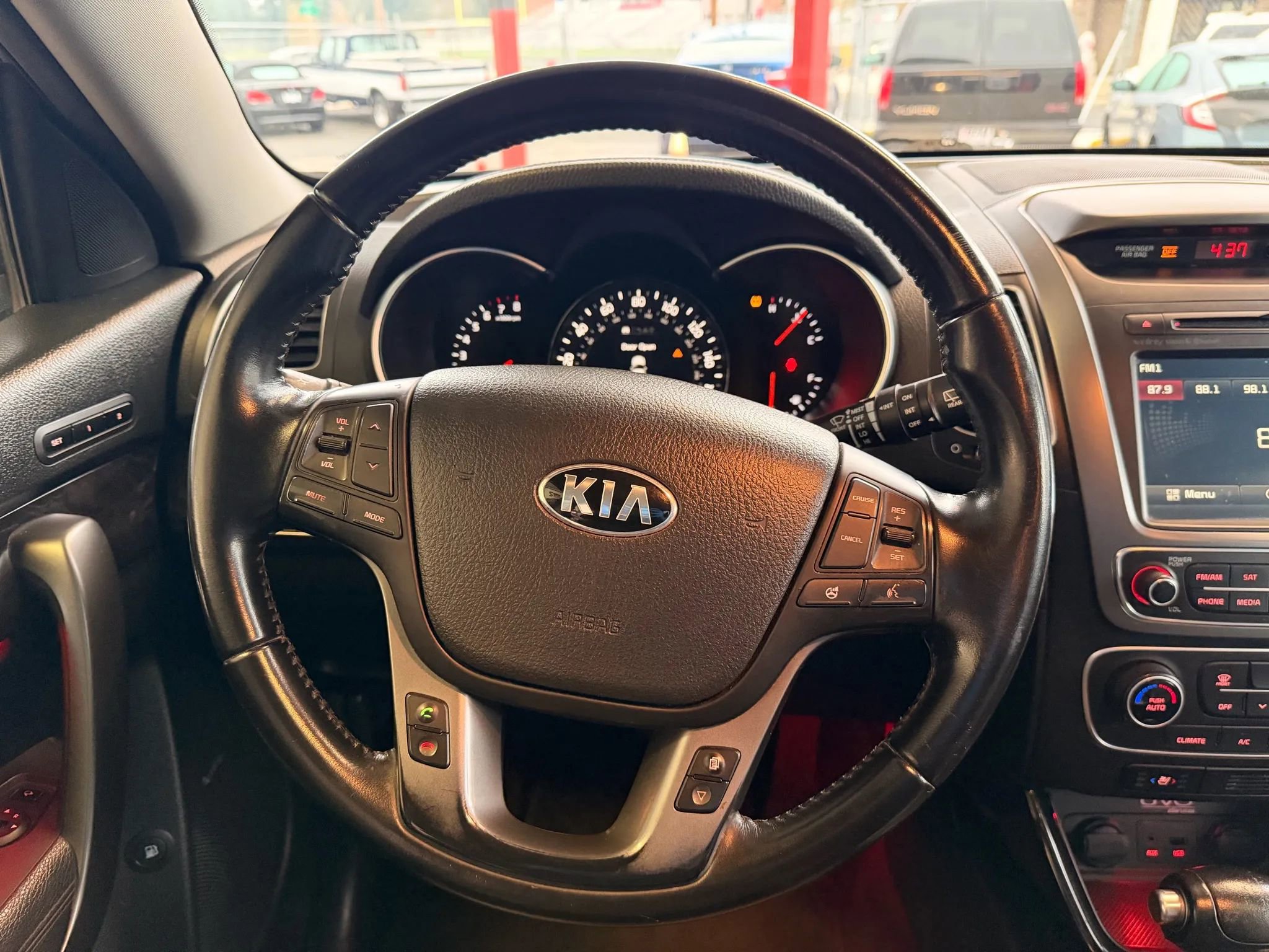 Used 2014 Kia Sorento SX w/ 3rd Row Package image 18