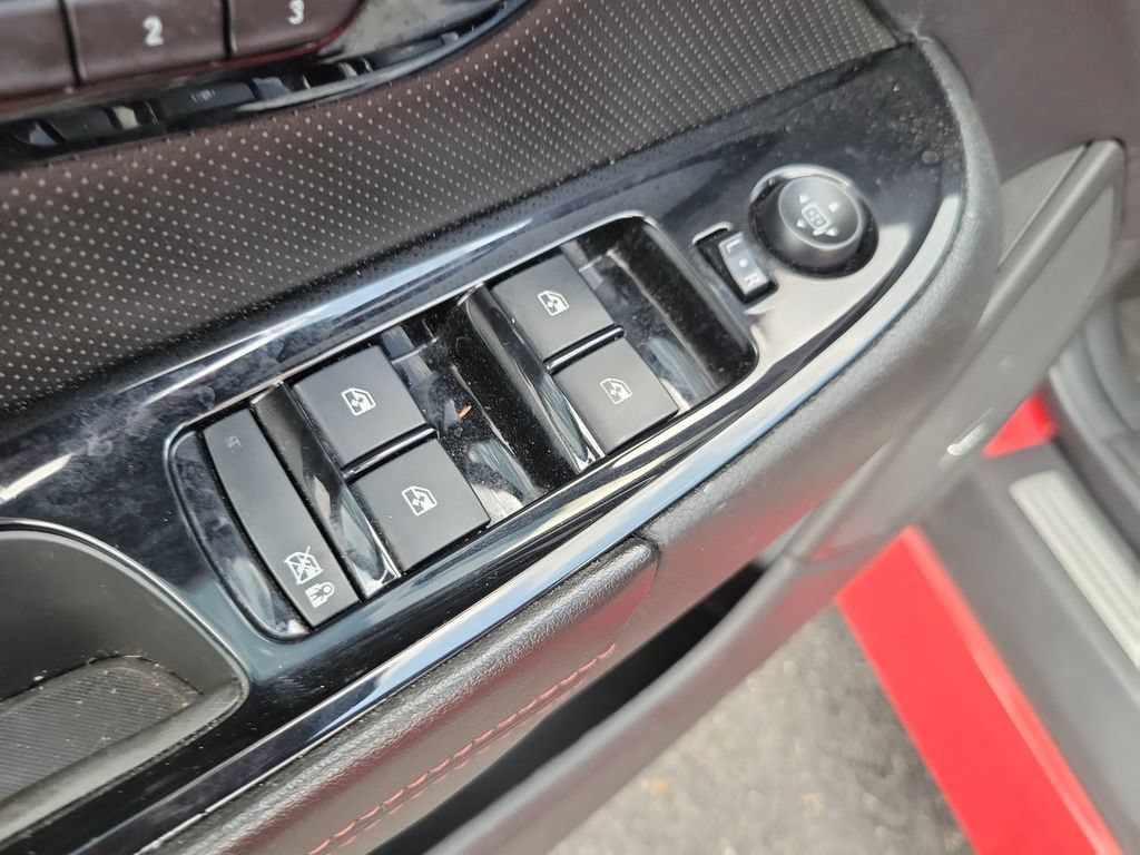 Used 2014 Chevrolet SS RWD image 22