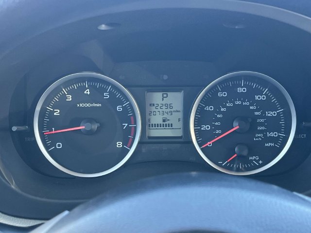 Used 2014 Subaru Crosstrek 2.0i Premium AWD/4WD image 30