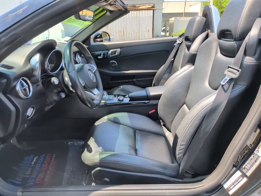Used 2017 Mercedes-Benz SLC 300 image 19