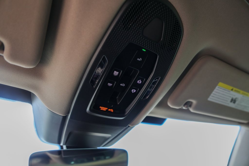 Used 2024 Porsche Panamera image 20