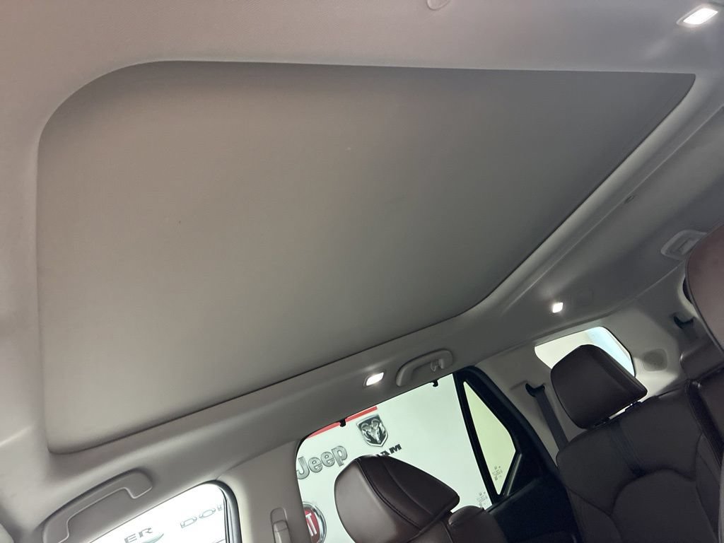 Used 2024 Honda Pilot Elite image 21