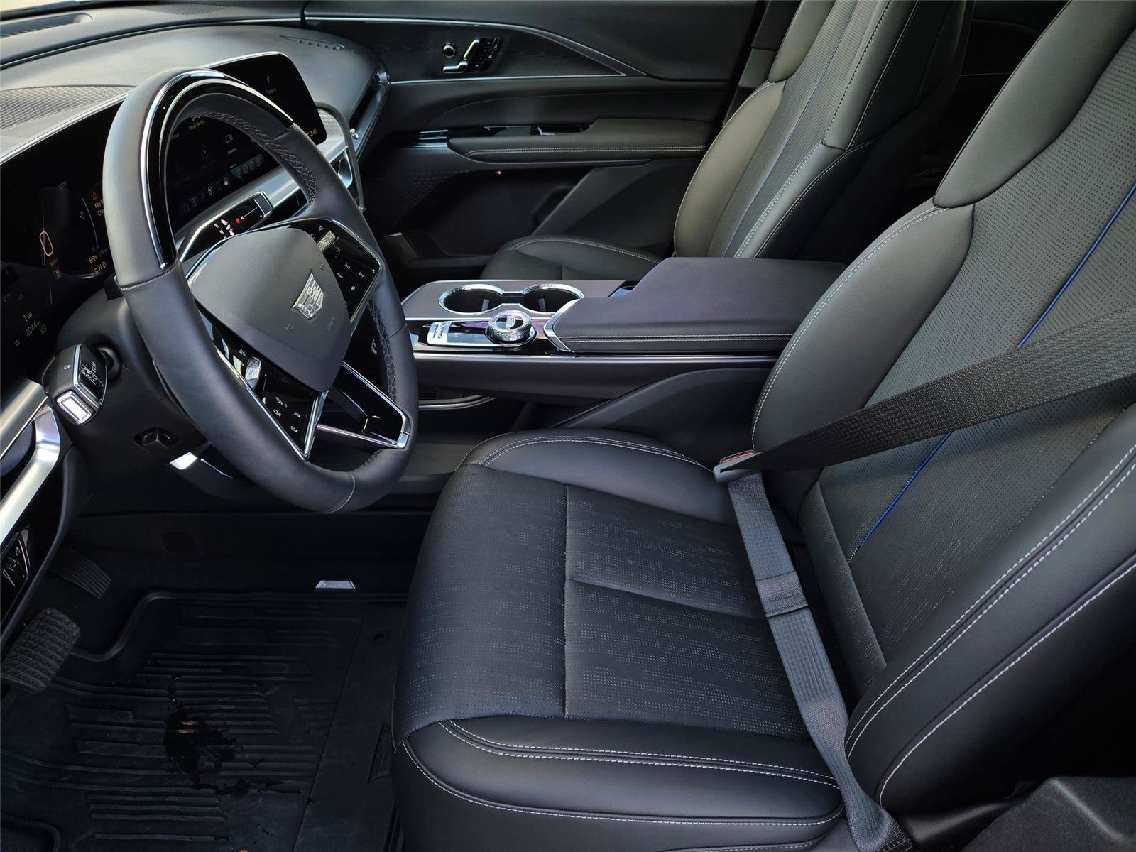 New 2026 Cadillac Lyriq Sport AWD/4WD image 11