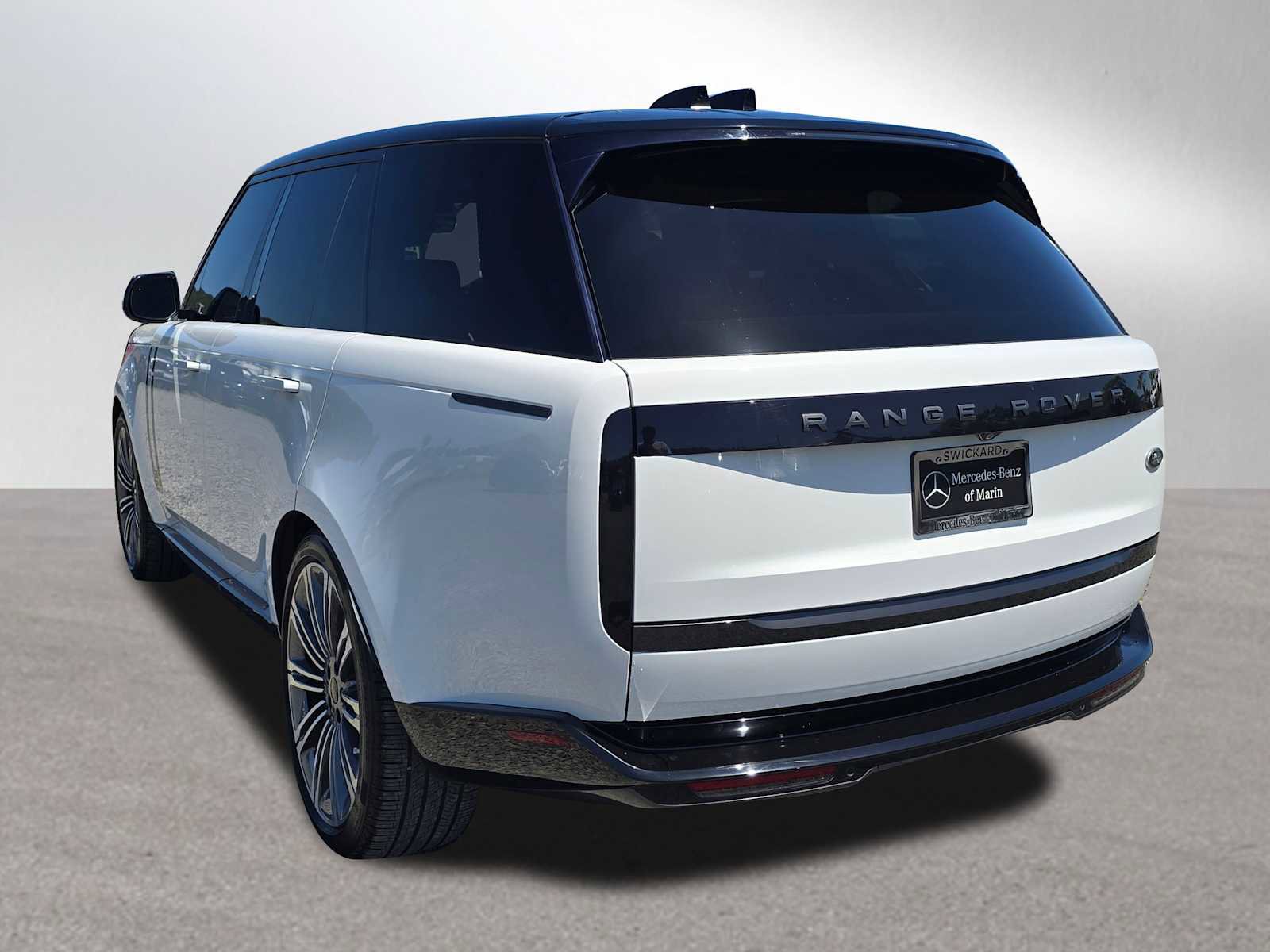 Used 2022 Land Rover Range Rover SE AWD/4WD image 5