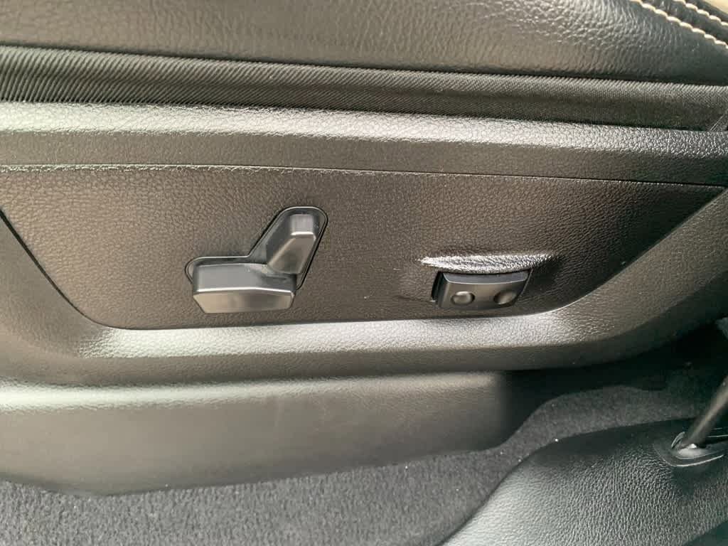 Used 2023 RAM 2500 Laramie AWD/4WD image 18