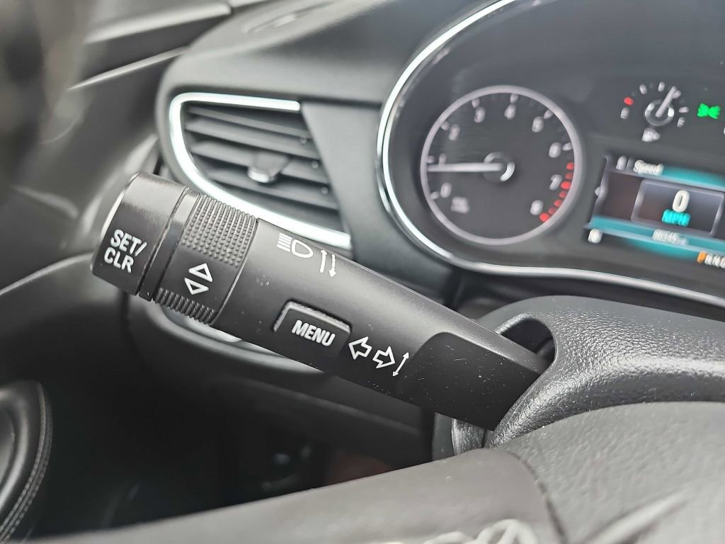 Used 2018 Buick Encore Essence image 39