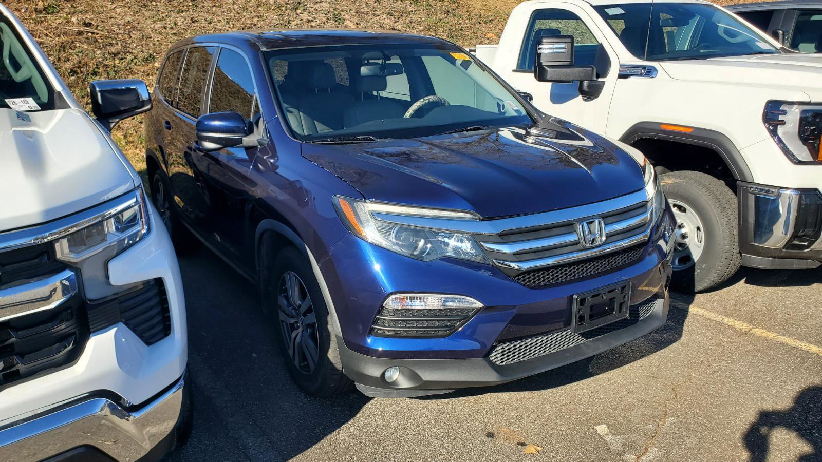 Used 2016 Honda Pilot EX-L image 2