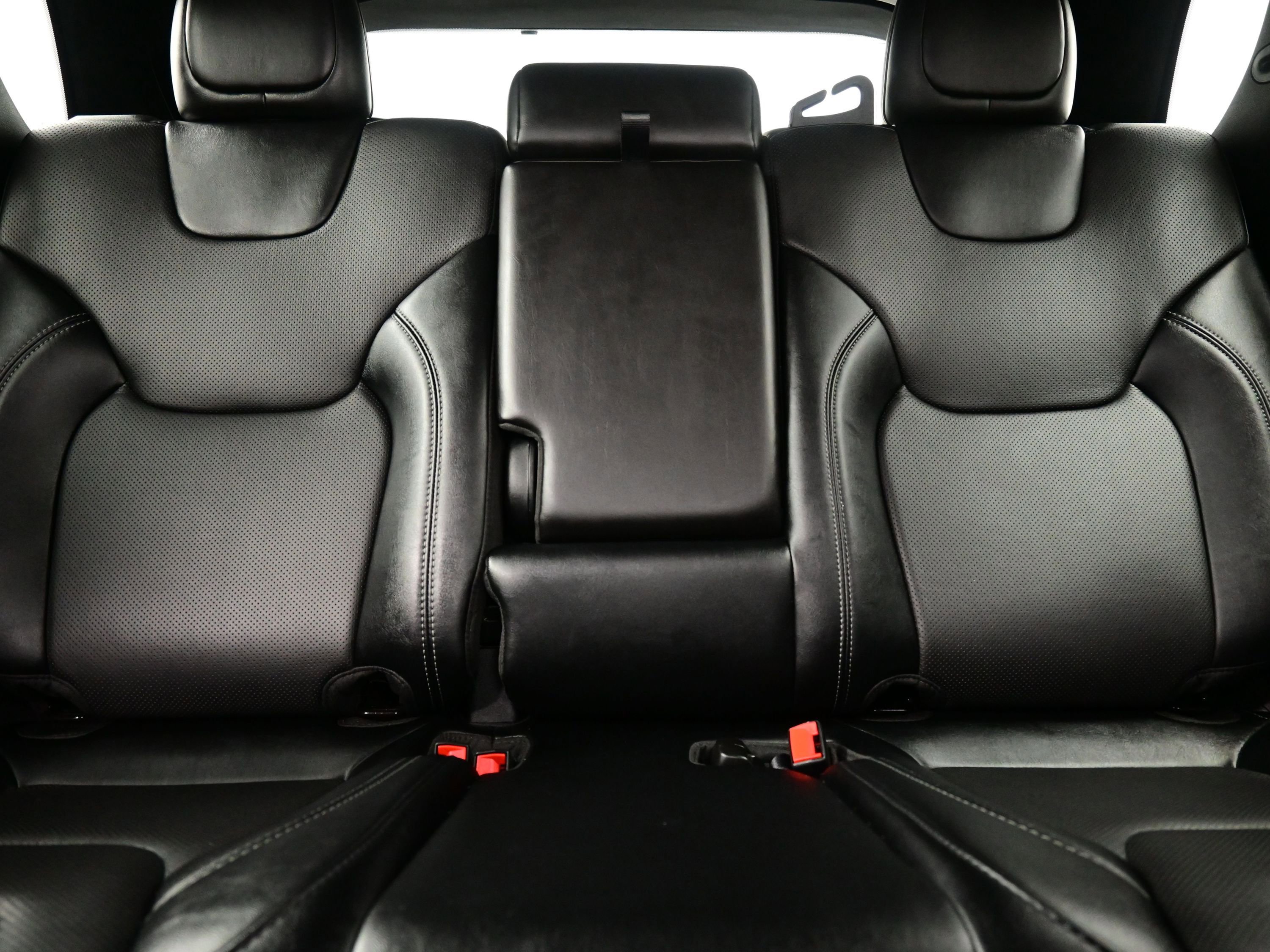 Used 2022 Jeep Cherokee Limited image 17