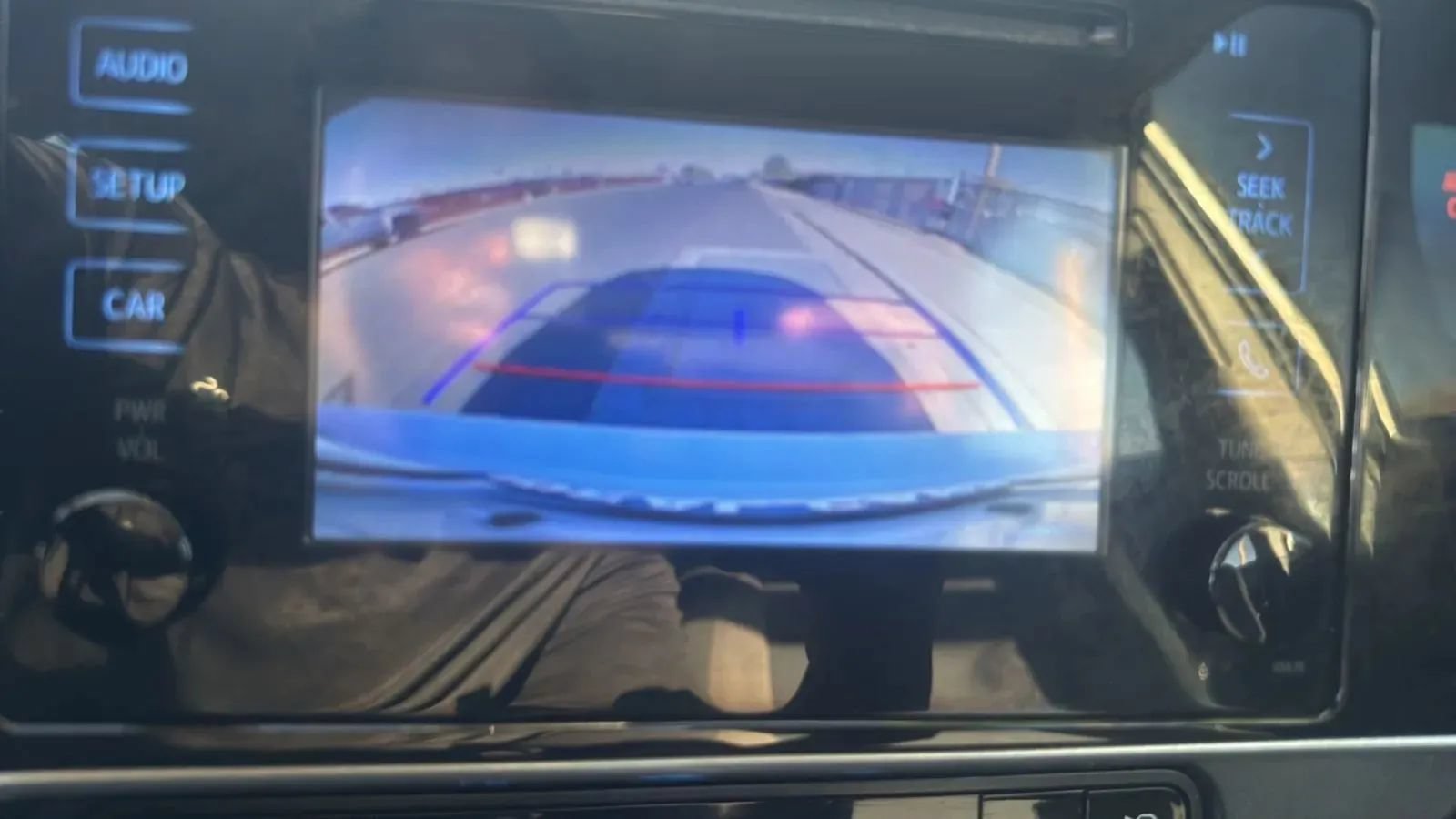 Used 2019 Toyota Corolla LE FWD image 16