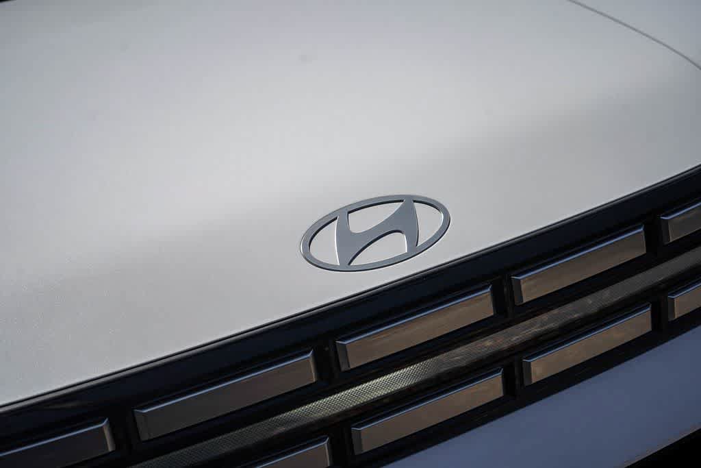 New 2026 Hyundai Santa Fe SE FWD image 11