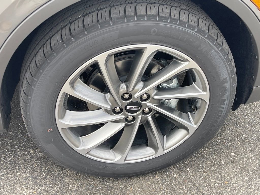 New 2026 Lincoln Corsair Premiere image 26