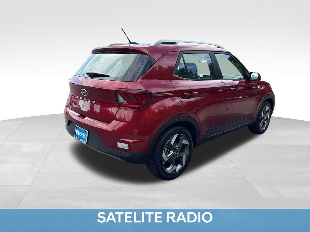 Used 2025 Hyundai Venue SEL FWD image 8