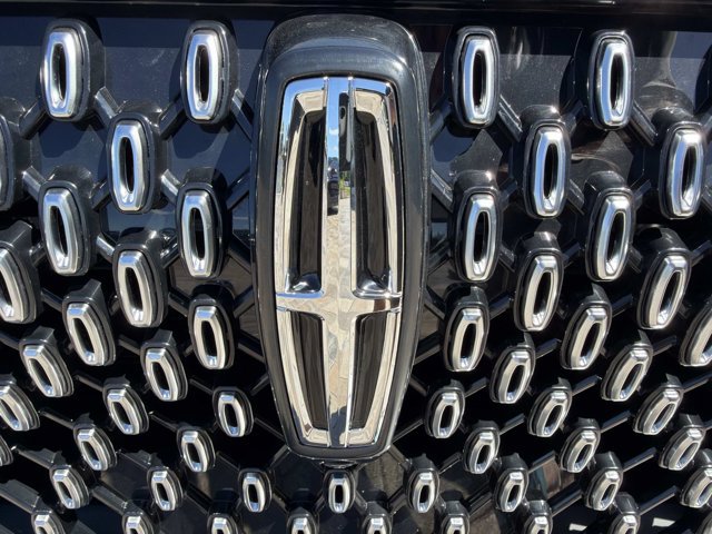 New 2026 Lincoln Aviator 2WD image 7