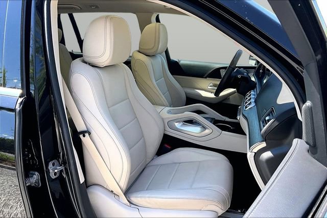 Certified 2023 Mercedes-Benz GLS 450 4MATIC image 33