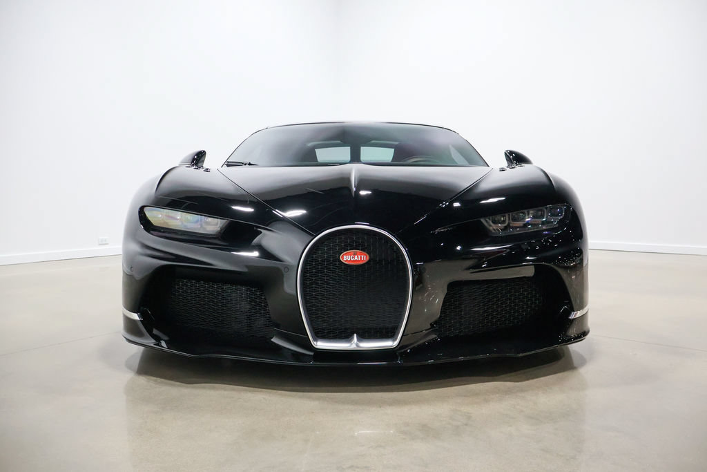 Used 2022 Bugatti Chiron Super Sport AWD/4WD image 21