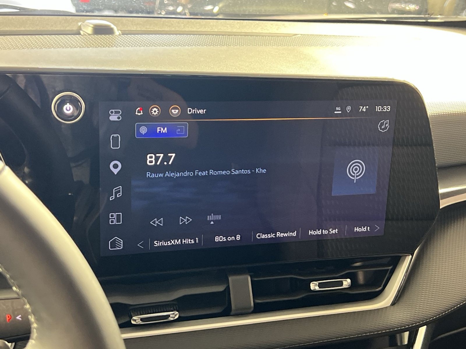 Used 2025 Chevrolet Equinox LT FWD image 18