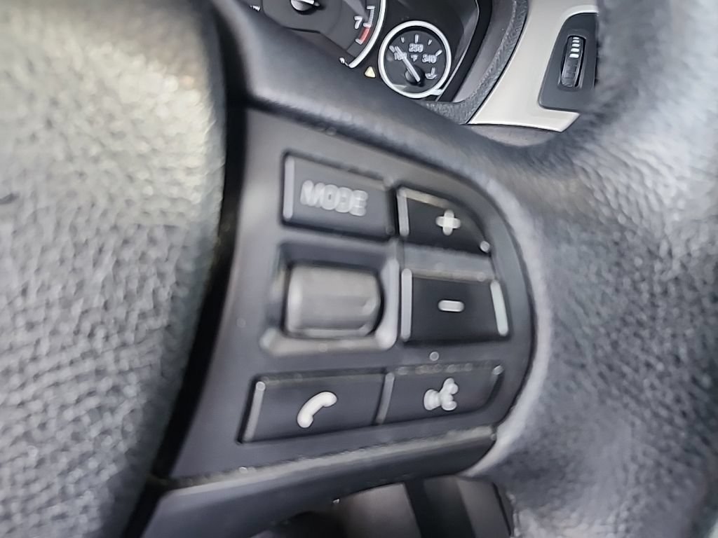 Used 2016 BMW 320i Sedan RWD image 4