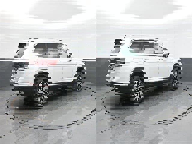 New 2026 Volkswagen Atlas SEL image 7