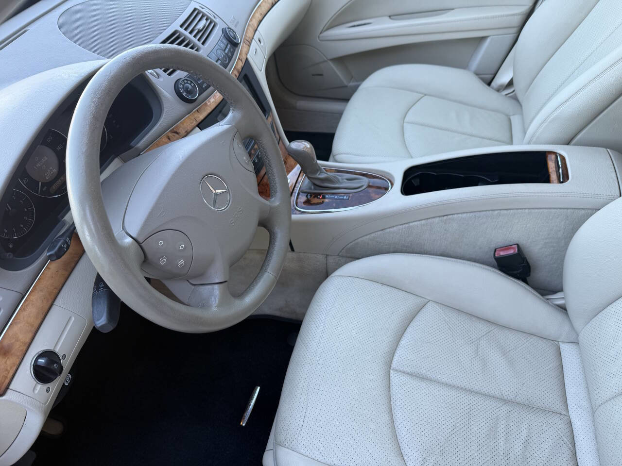 Used 2006 Mercedes-Benz E 350 E 350 4dr Sedan image 14