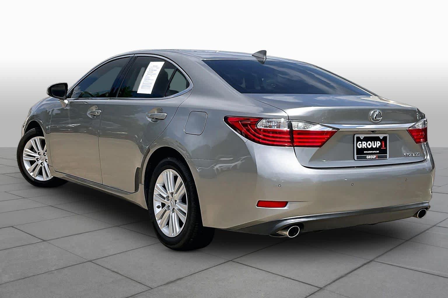 Used 2015 Lexus ES 350 w/ Premium Package FWD image 10