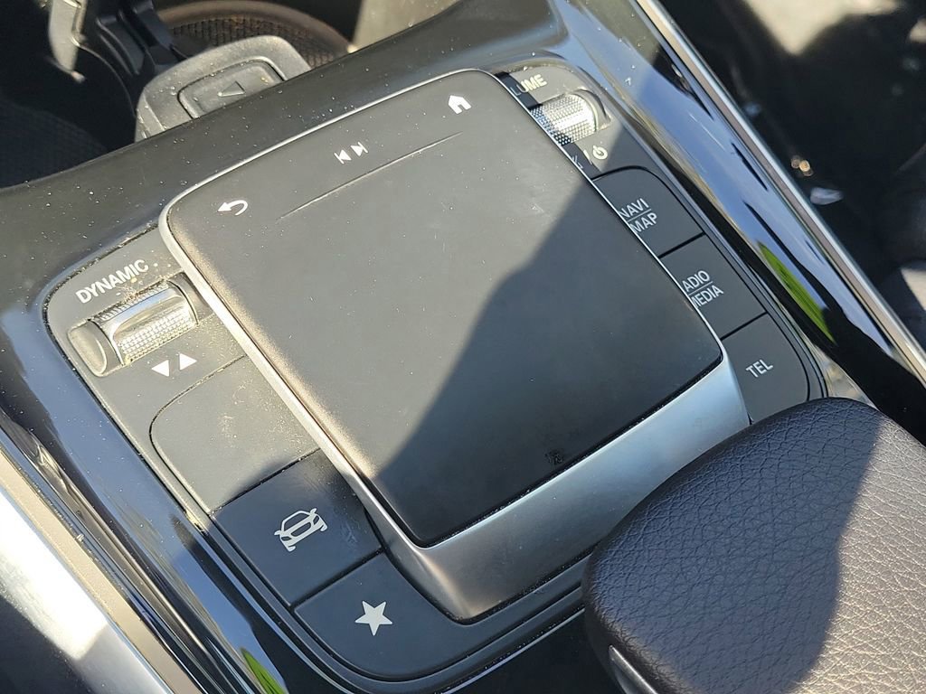 Used 2022 Mercedes-Benz GLB 250 image 29