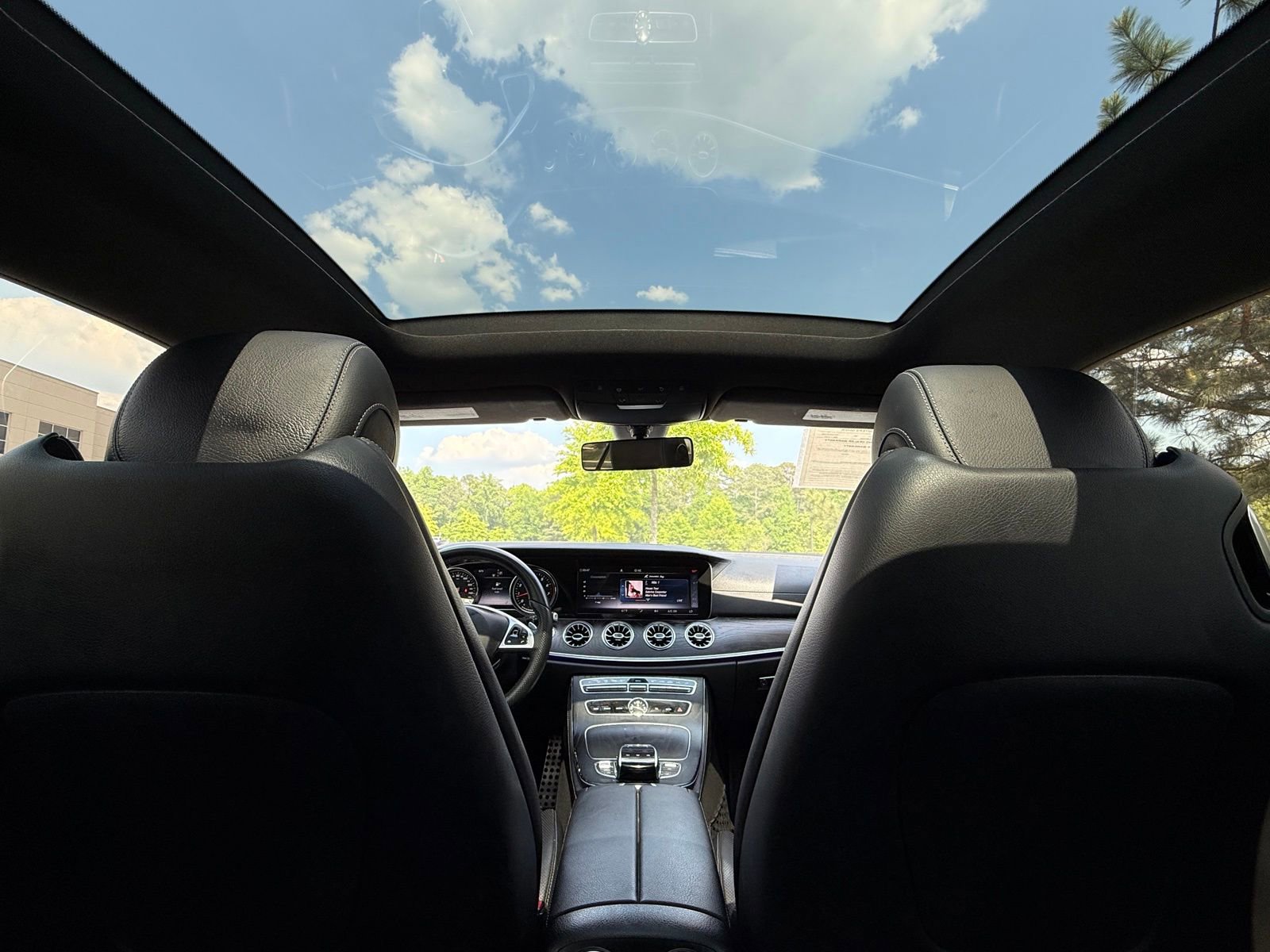 Used 2018 Mercedes-Benz E 400 4MATIC Coupe image 36