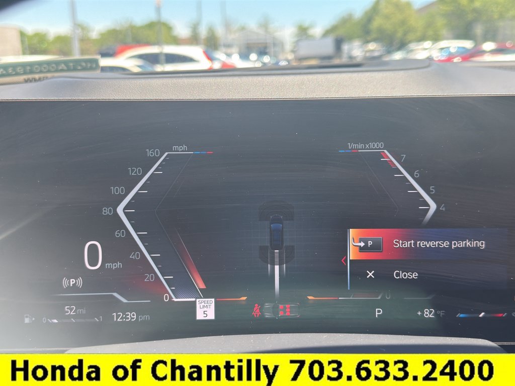 Used 2023 BMW X7 xDrive40i w/ M Sport Package AWD/4WD image 9