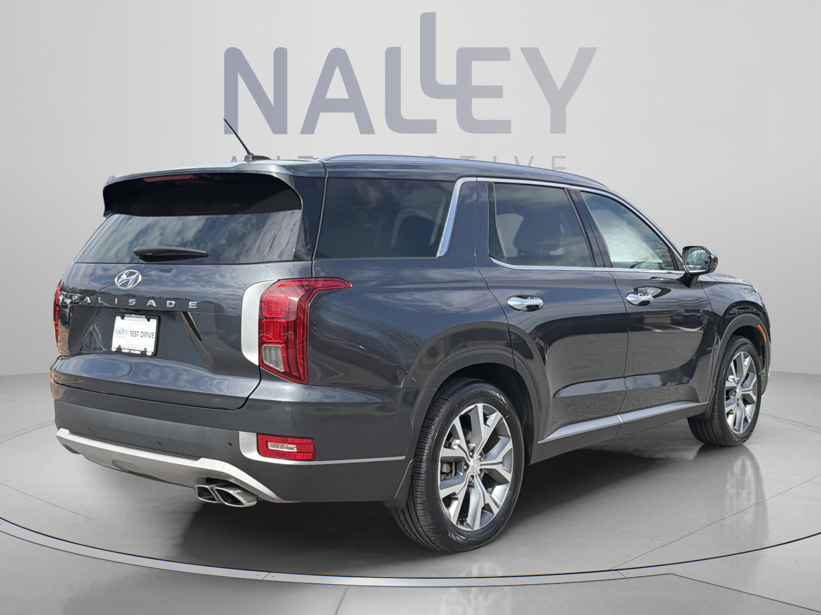 Used 2020 Hyundai Palisade SEL w/ Premium Package FWD image 6