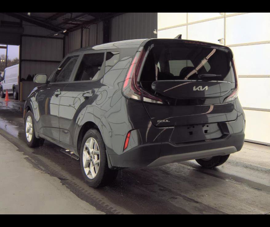 Used 2024 Kia Soul LX w/ Option Group 015 image 9