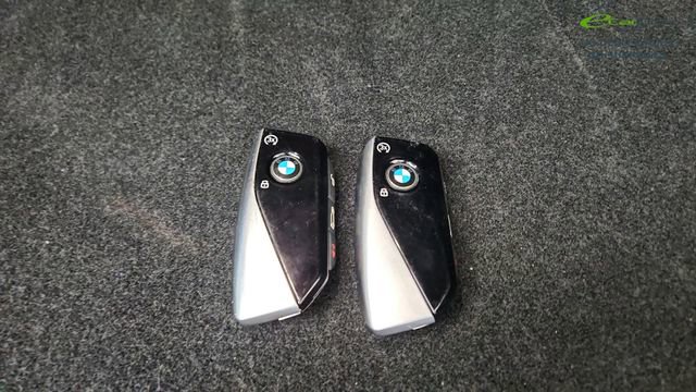 Used 2023 BMW 740i image 59