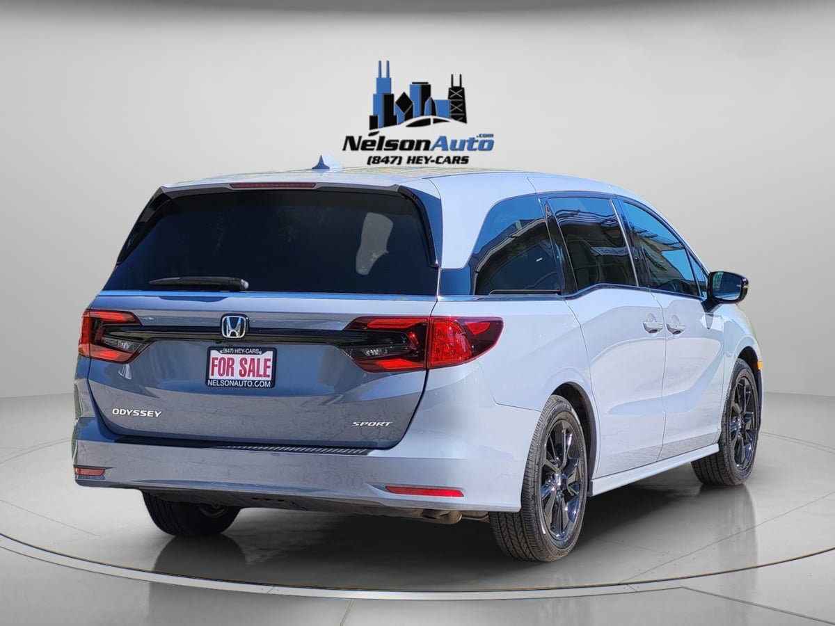 Used 2024 Honda Odyssey Sport image 4