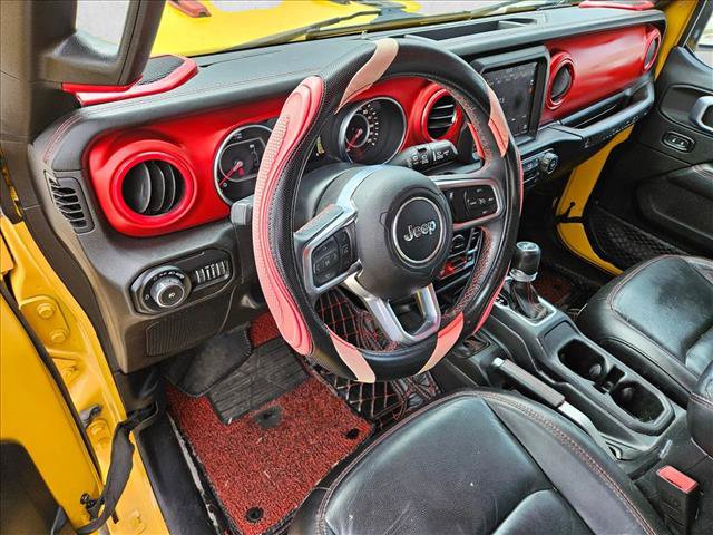 Used 2020 Jeep Wrangler Unlimited Rubicon AWD/4WD image 9