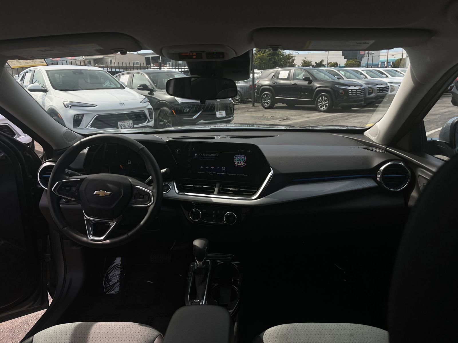 Used 2025 Chevrolet Trax LT w/ LT Convenience Package image 34