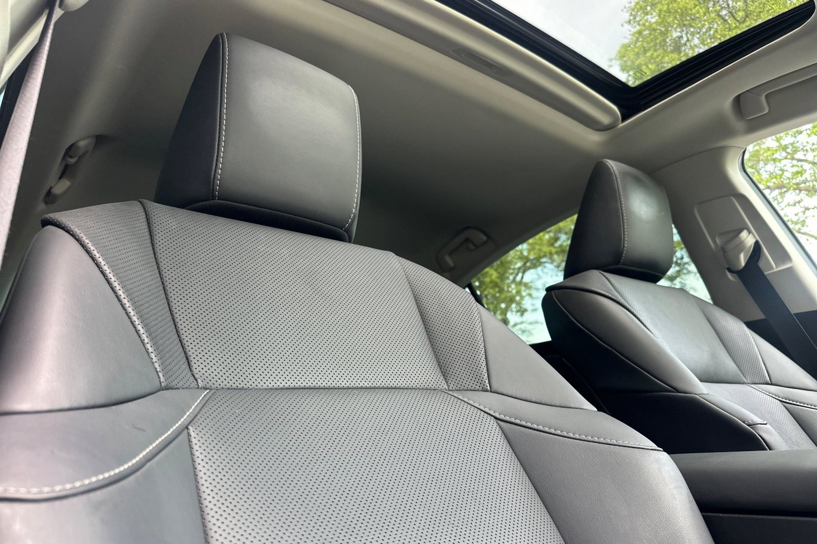 Certified 2022 Lexus ES 350 w/ Premium Package image 20