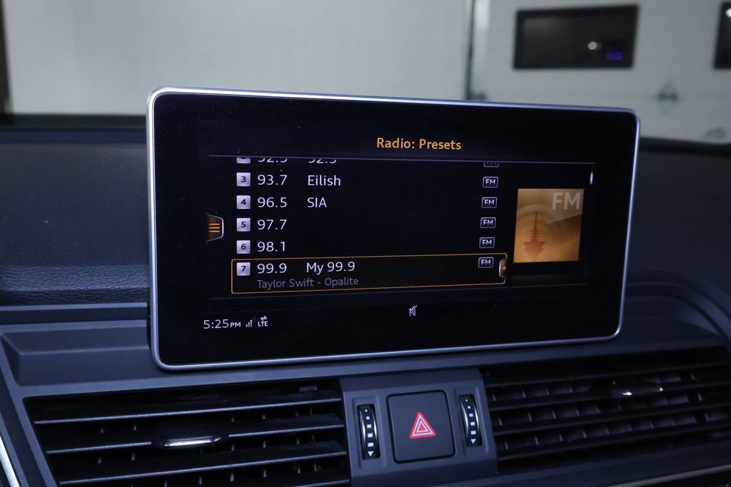 Used 2018 Audi SQ5 Premium Plus w/ S Sport Package image 32