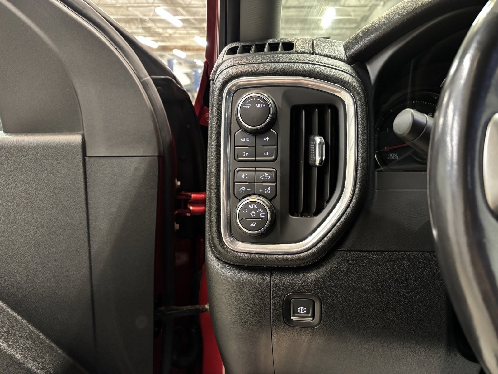 Used 2020 Chevrolet Silverado 2500 LT w/ All Star Edition image 16