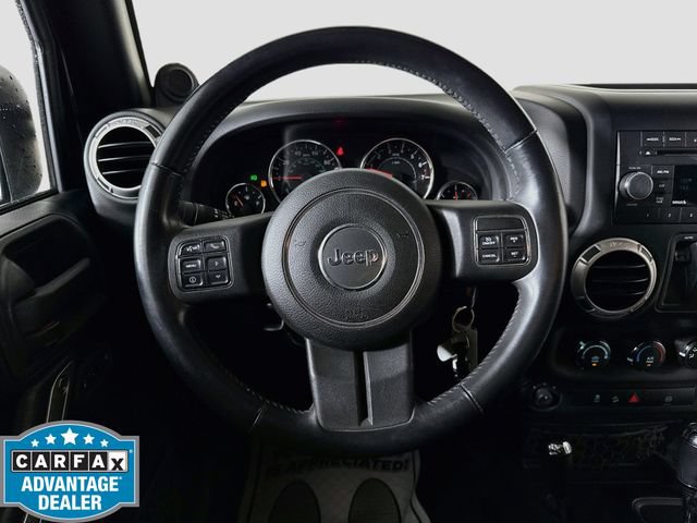 Used 2012 Jeep Wrangler Rubicon w/ PWR Convenience Group AWD/4WD image 11