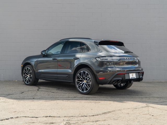 New 2026 Porsche Macan image 3