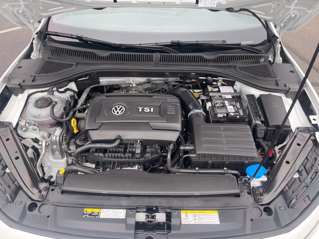 Used 2025 Volkswagen Jetta GLI Autobahn FWD image 34