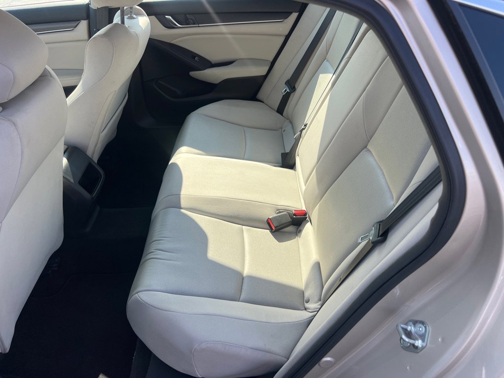Used 2018 Honda Accord LX image 14