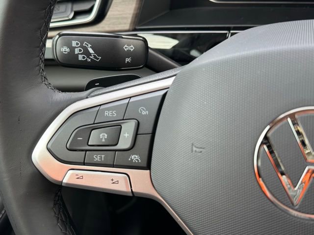 New 2026 Volkswagen Atlas SEL Premium R-Line image 40