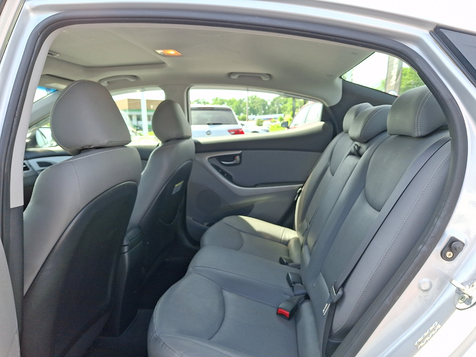 Used 2013 Hyundai Elantra Limited FWD image 10