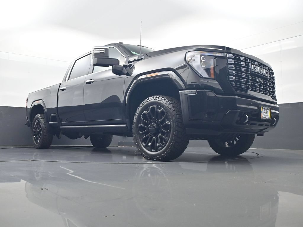 Used 2026 GMC Sierra 2500 Denali Ultimate AWD/4WD image 24