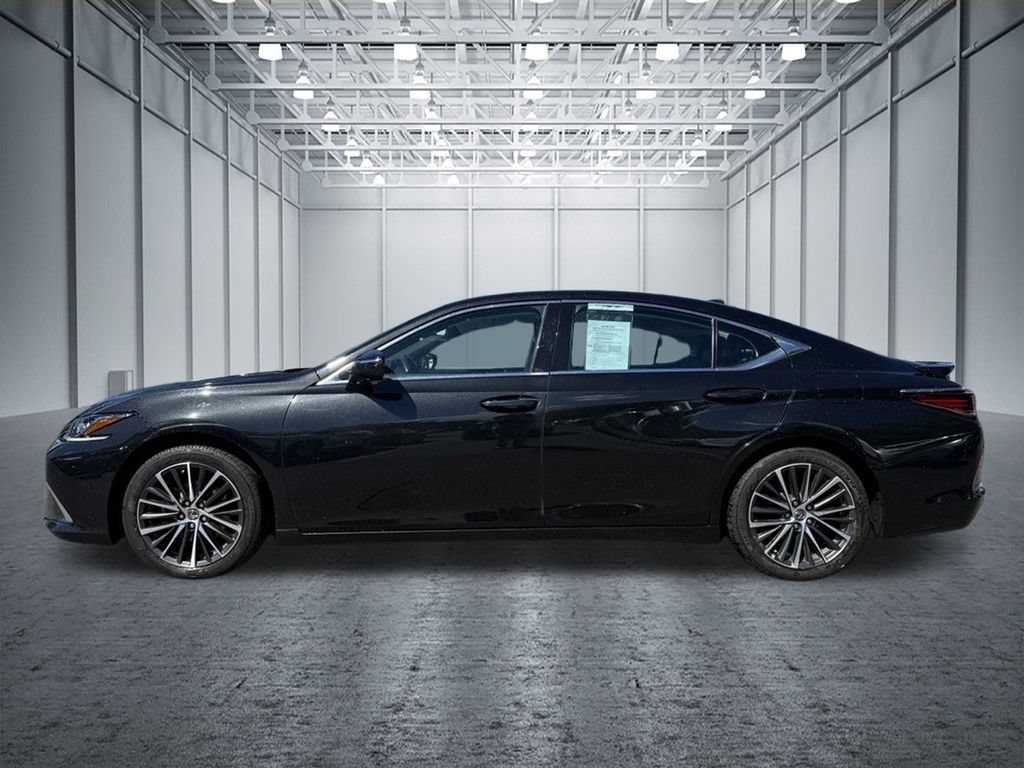 Used 2022 Lexus ES 350 w/ Premium Package FWD image 2