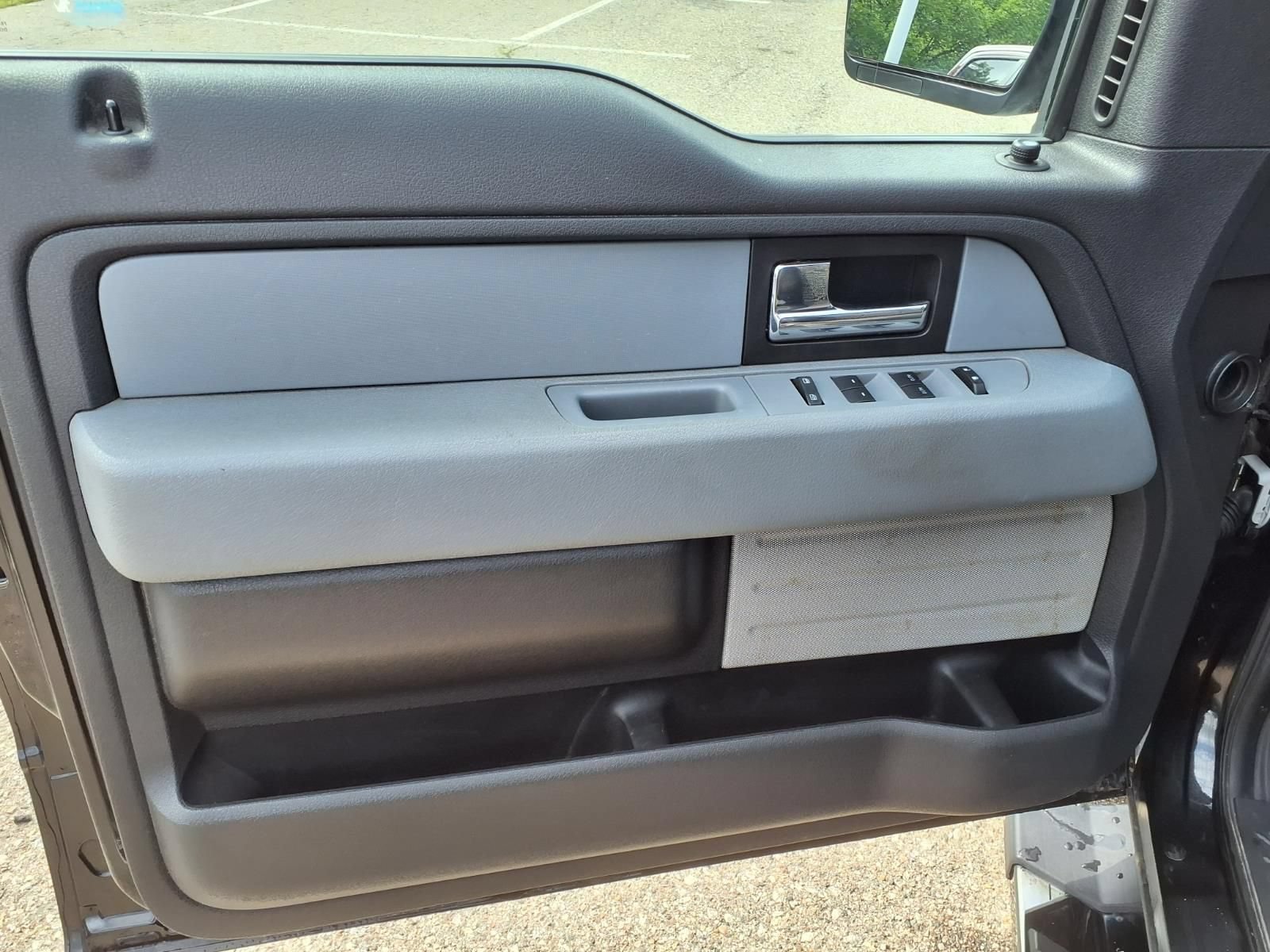 Used 2014 Ford F150 STX w/ Equipment Group 201A Mid AWD/4WD image 14