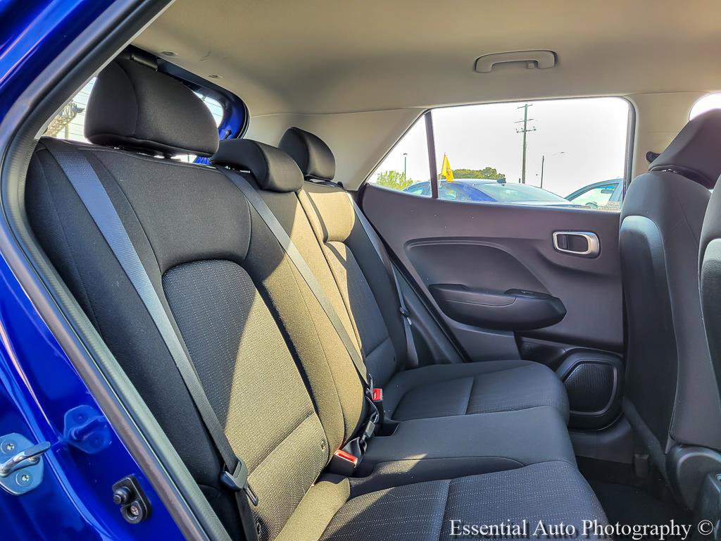Used 2021 Hyundai Venue SE FWD image 26